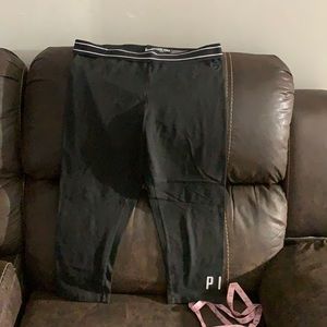 Woman’s Victoria Secret pink Capri